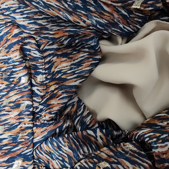 Vince Camuto Plus Size Metallic Printed Maxi Dress - Classic Navy 2x/3X - Picture 6 of 12